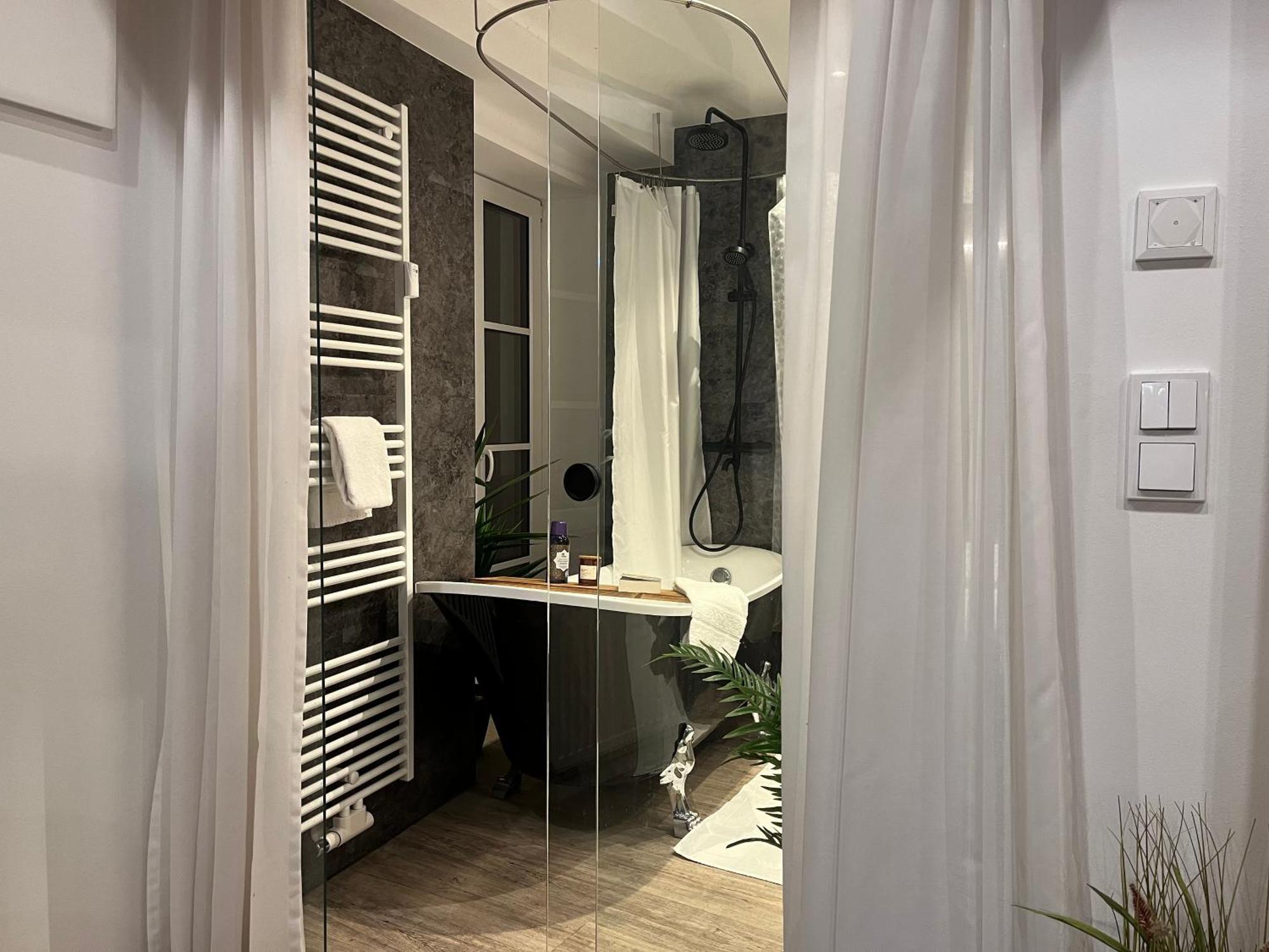 Beyond Staying Loft Appartment 23 Frei Stehende Badewanne พัสเซา ภายนอก รูปภาพ